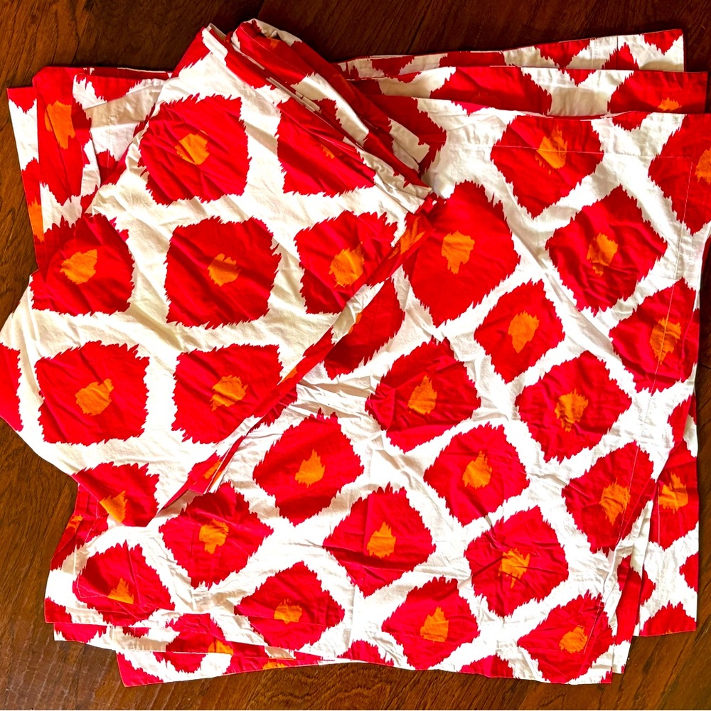 Pottery Barn Red/Orange IKAT DISCONTINUED FULL/QUEEN DUVET & 2 Large Shams
